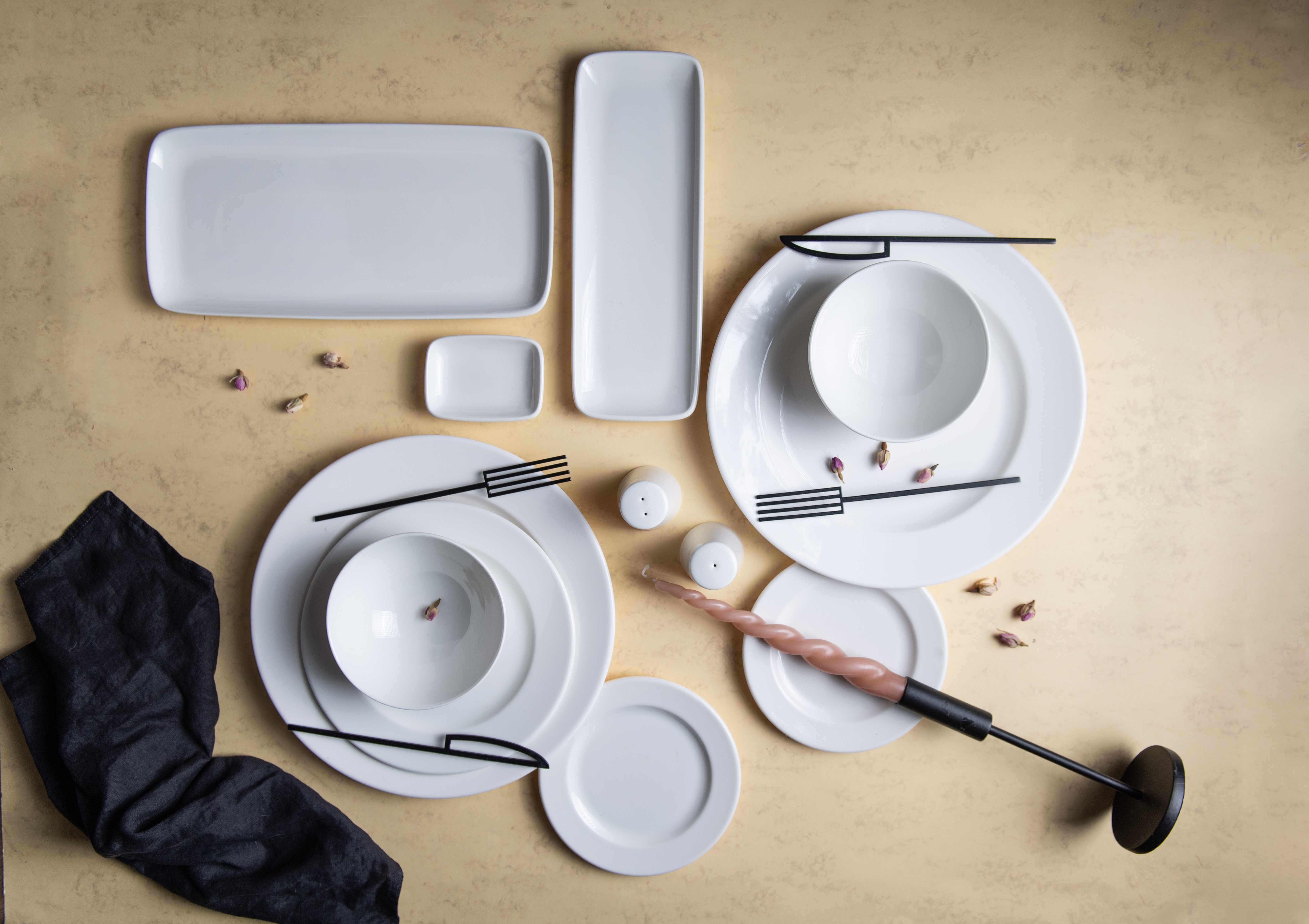 Plato llano porcelana blanca  bone china "Frame". Ø 27 cm. ID Fine 10000-101027 (12 unidades)